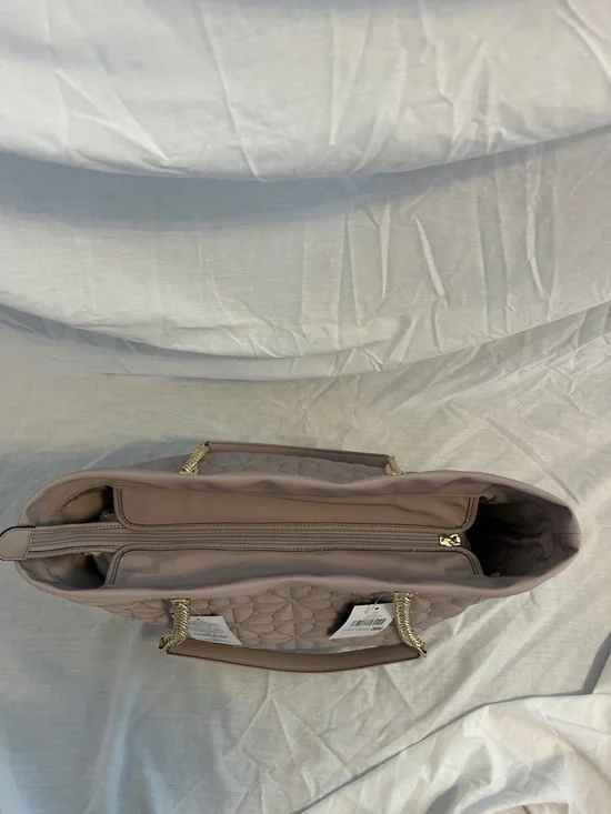 kate spade Quilted Leather Tote in Blush with Gold Chain Straps - Picture 5 of 9